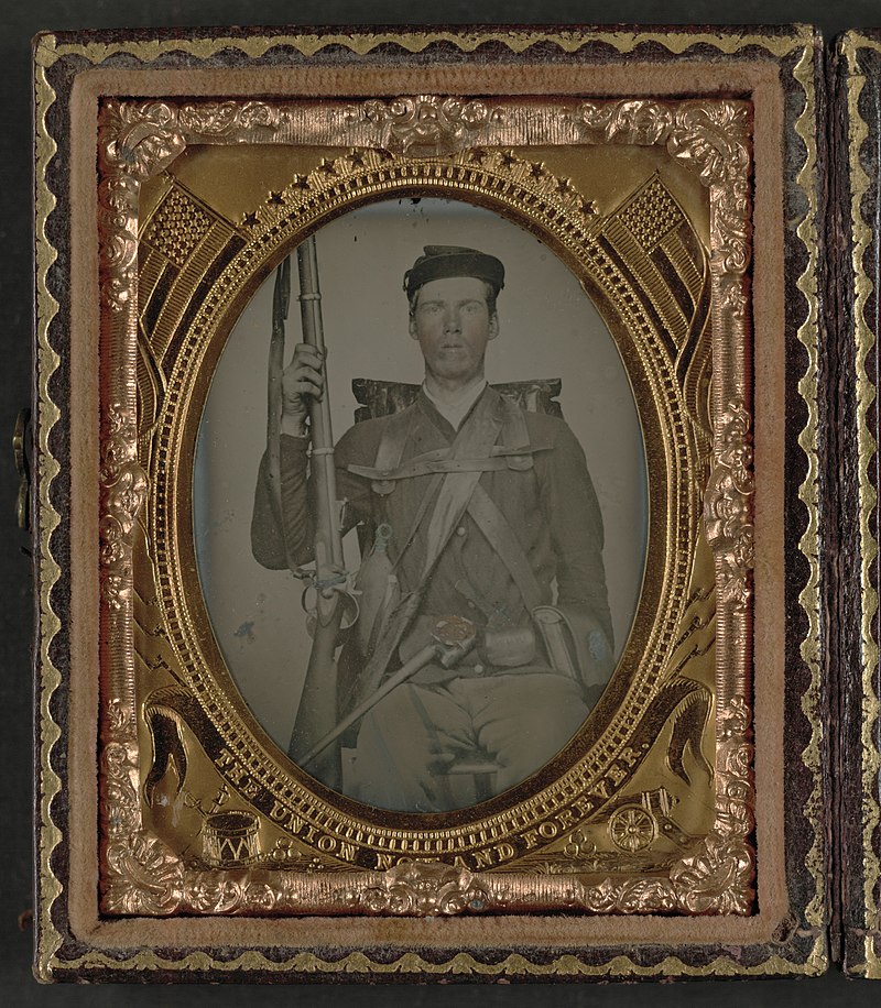 A Union soldier with box plate on his cartridge bag.