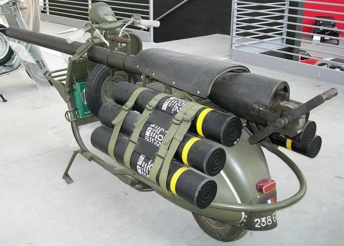Vespa 150 TAP with extra rounds for the 75 mm M20 gun. You sit on the barrel.....